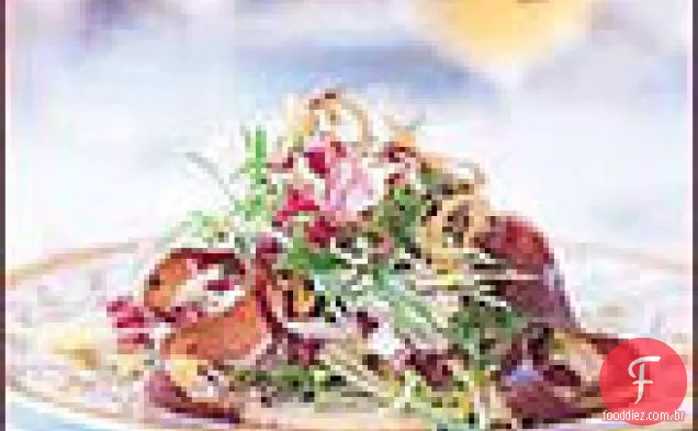 Salada de verduras misturadas com vinagrete de cogumelos