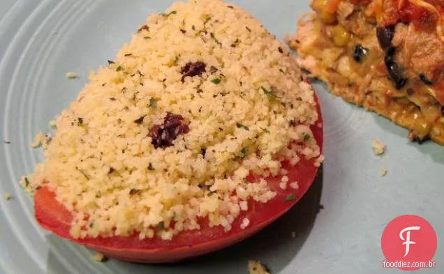 Tomate Recheado Com Cuscuz De Ervas