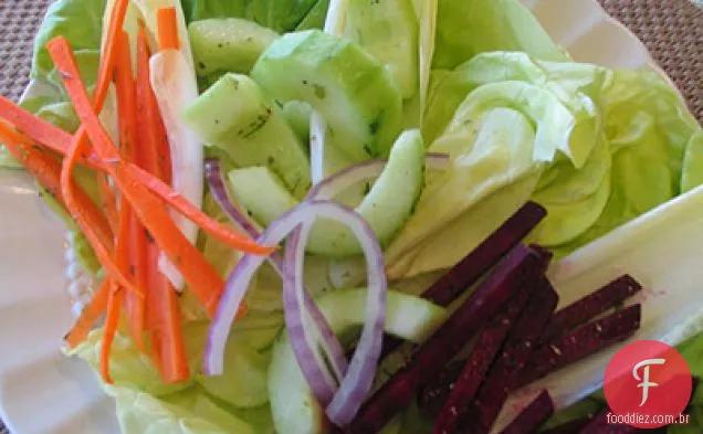 Salada De Legumes Julienne
