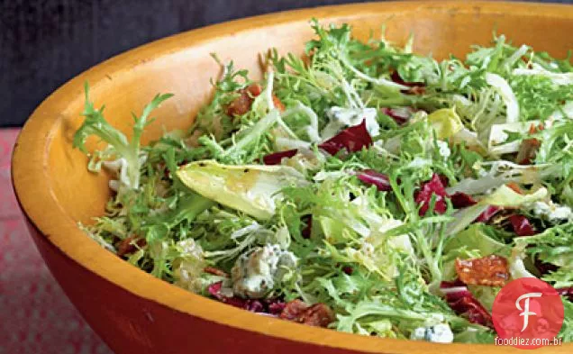 Salada Frisée com vinagrete de bordo-Bacon