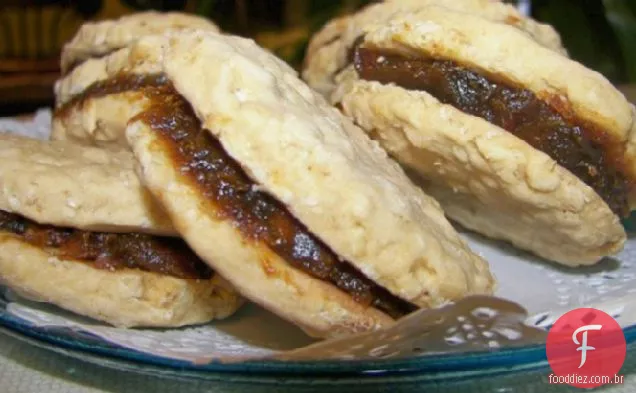 Biscoitos De Aveia Recheados Com Data