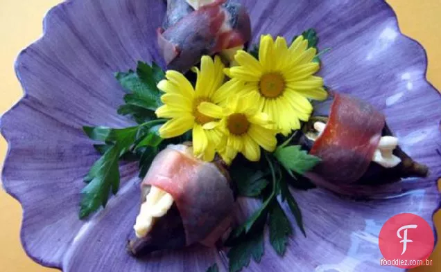 Figos Embrulhados Com Camembert