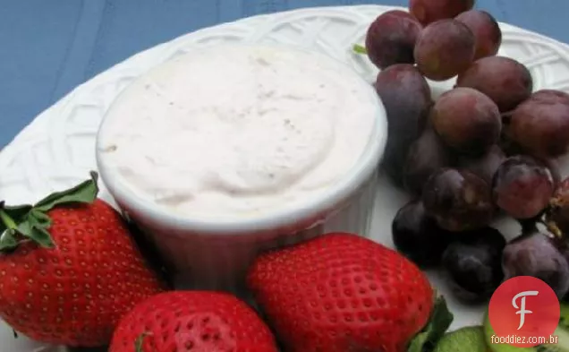 Fruta Fresca Com Molho De Queijo Creme De Morango