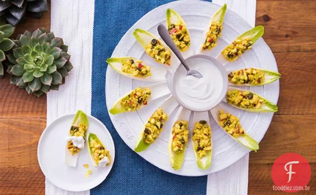 Picadas De Aperitivo De Frango Com Curry