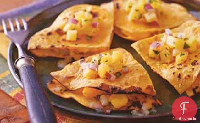 Queijo e quesadillas caninos com Salsa Tropical