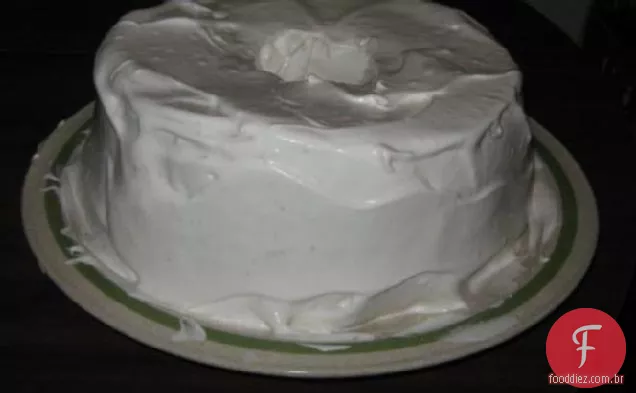 Bolo De Comida De Anjo De Chocolate Com Cobertura De Marshmallow