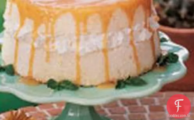 Bolo De Comida De Anjo Com Molho De Caramelo