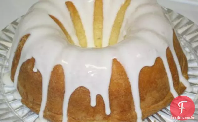 Bolo Bundt 7-Up