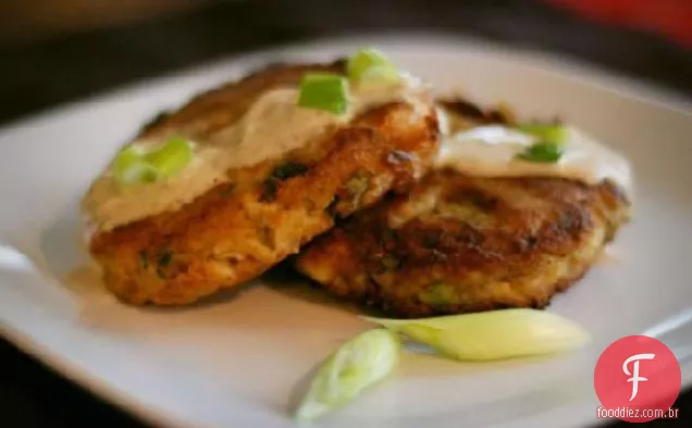 Bolos De Caranguejo Com Molho Aioli De Alho Limão