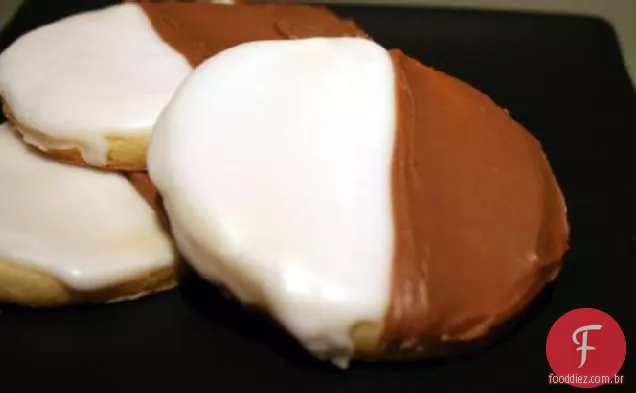 Biscoitos em preto e branco