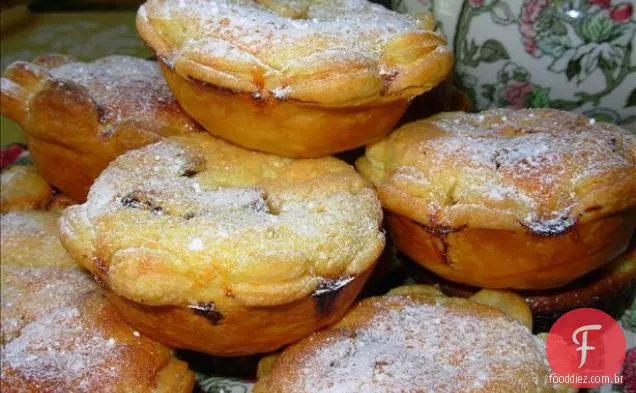 Cheesecakes Tudor em Inglês Antigo-empregadas domésticas de honra