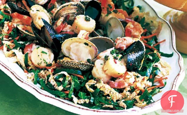 Salada De Frutos Do Mar Com Couve Verde Slaw