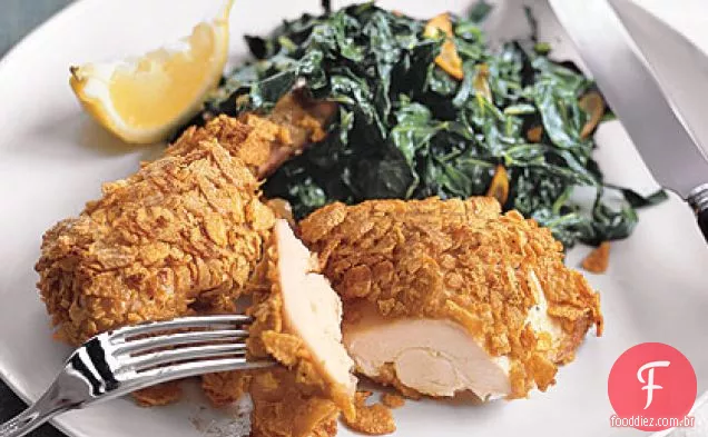 Frango crocante e Collards Garlicky