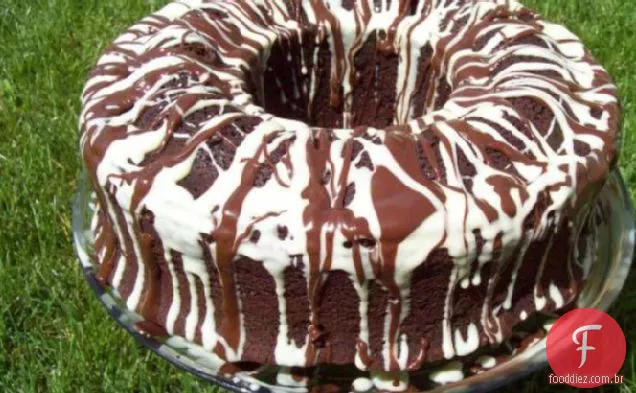 Chocolate Crown Pound Cake