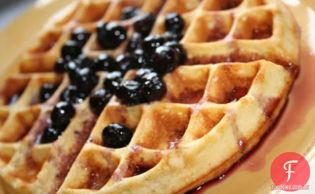 Waffles Belgas De Limão Com Xarope De Baga