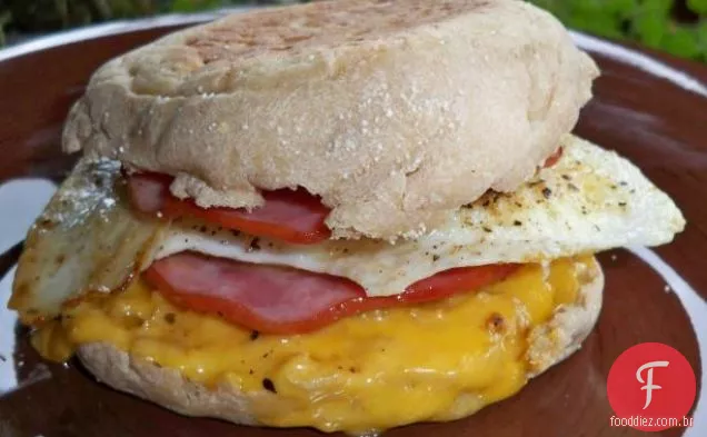 Sanduíche De Café Da Manhã MockDonald