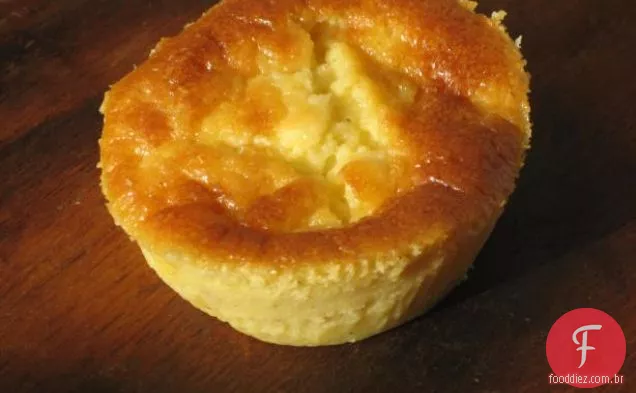 Jalapeno-Jack Polenta Cakes Com Salsa De Milho Coentro