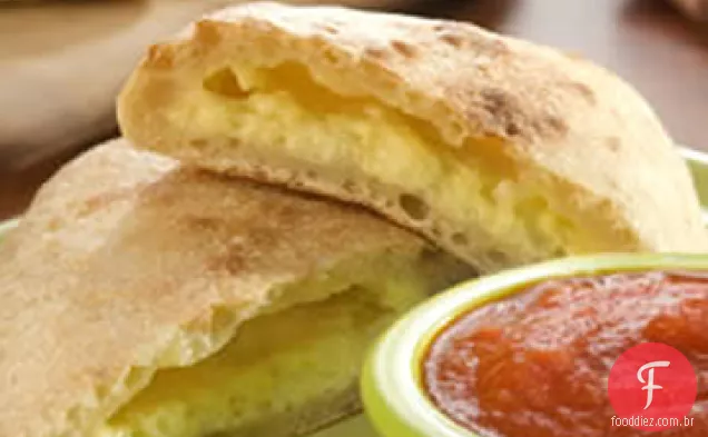 Calzones De Queijo