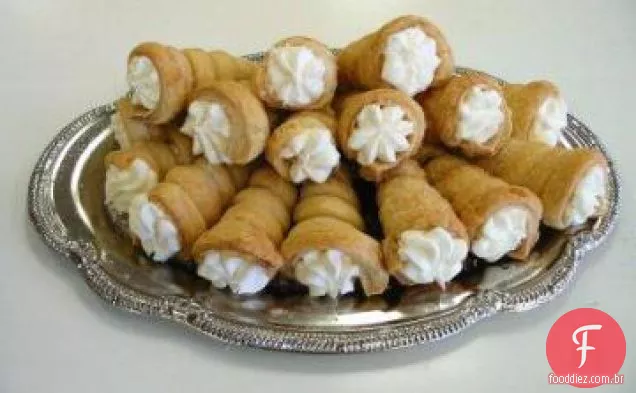 Chifres De Creme Azedo Italiano