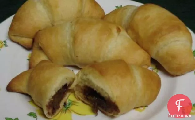 Sr. Gokittengo's Nutella Crescents