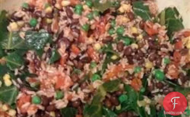 Arroz integral e Salada De Feijão Preto