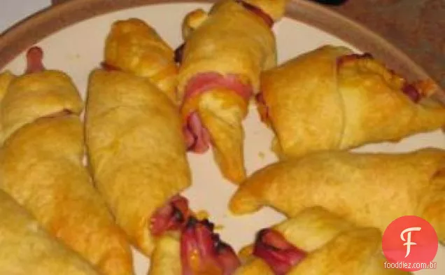Ham & Cheddar Crescentes
