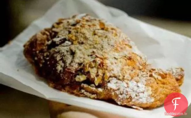 Croissants De Amêndoa Duas Vezes Assados