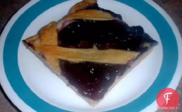 Fruta e creme de queijo pequeno-almoço pastelaria
