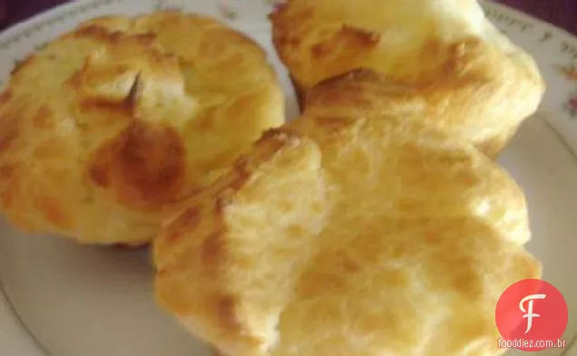 Nun's Puffs com creme