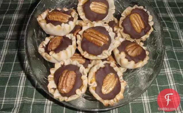 Mini Butterscotch Choco-Pecan Phyllo Cups