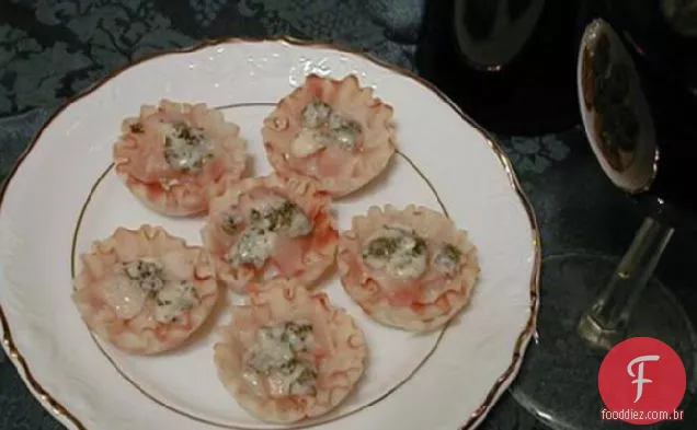 Tortinhas de Pêra e queijo azul