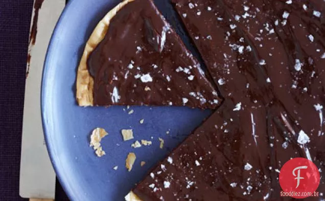 Torta De Caramelo Com Sal E Chocolate