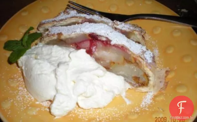 Pear Strudel em Phyllo