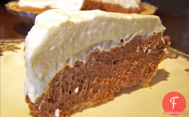 Torta de Creme de caramelo com uma crosta de noz