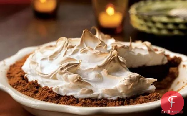 Torta De Merengue De Chocolate E Nozes