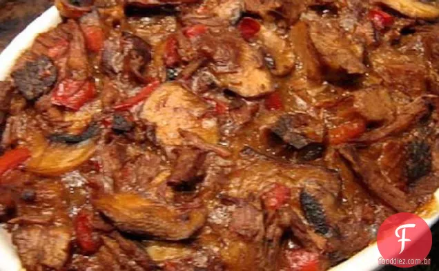 Um Prato De Carne E Cogumelo Pot Pie