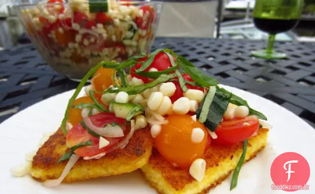 Polenta Com Salada De Milho E Tomate