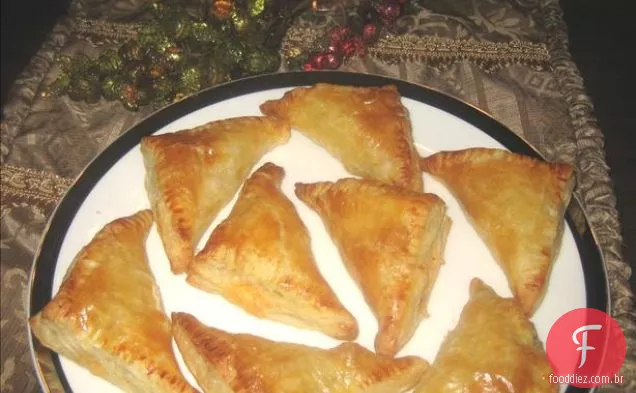 Triângulos De Queijo