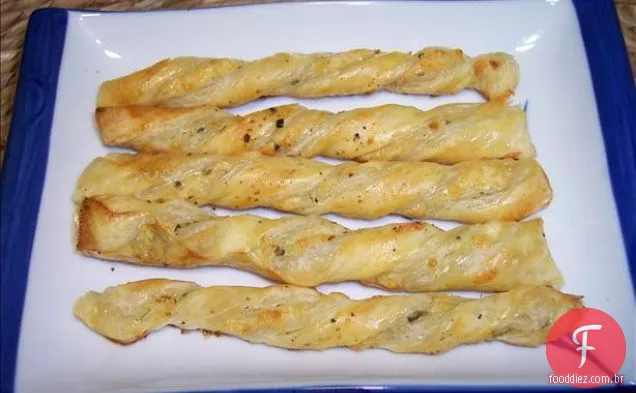 Cebola vermelha, queijo de cabra e Torta De Manjericão
