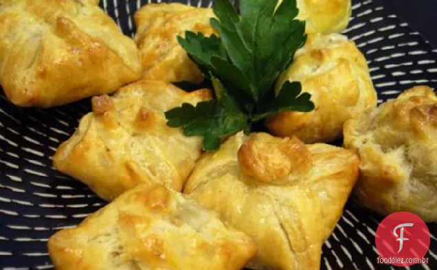 Mushroom ' n Gorgonzola Bundles