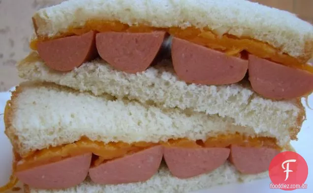 O Hot Dog Melt do Bobby