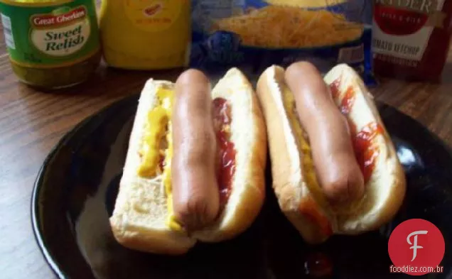Easy Cheesy Hot Dogs