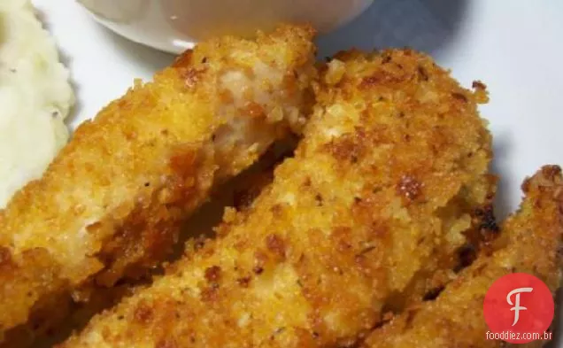 Tiras de frango revestidas com uma torção