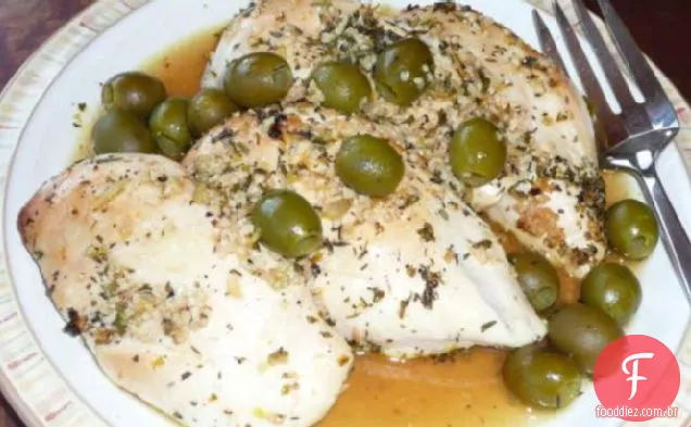 Frango Assado Com Limão E Alho Com Azeitonas Verdes