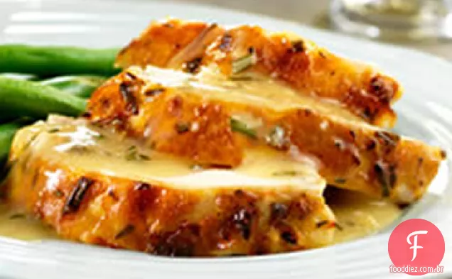 Frango assado com erva-limão com molho de panela