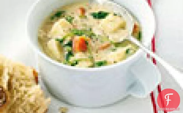 Pastinaga, inhame e sopa de agrião