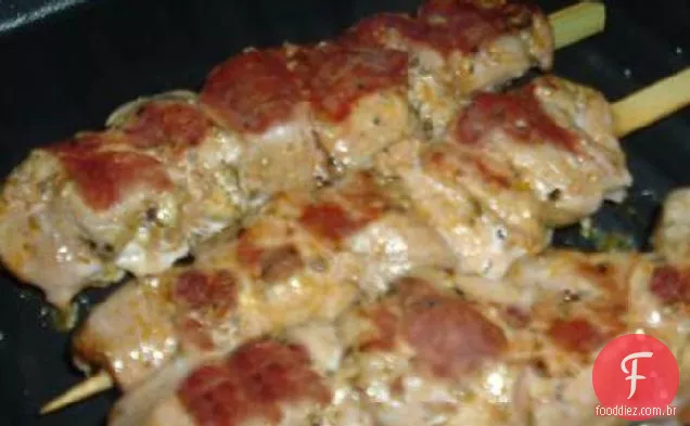 Frango com alho ou Souvlaki de porco