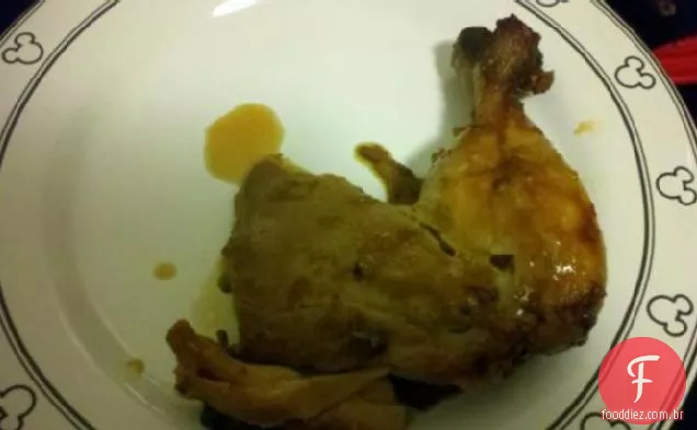 Frango com alho de soja para a panela de Barro