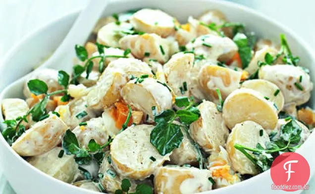 Salada de batata e agrião para bebês
