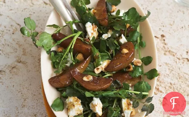 Receita De Salada De Pêra, Queijo Feta, Agrião E Avelã Assada